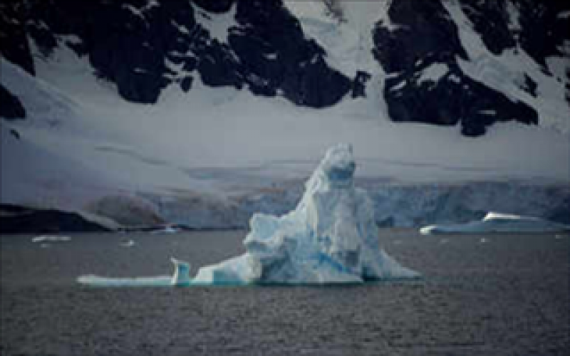 阿聯(lián)酋將從南極運送冰川來保證清潔飲用水