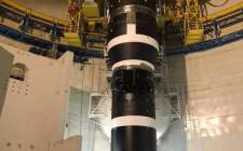 田灣5號機組首臺蒸汽發(fā)生器吊裝就位